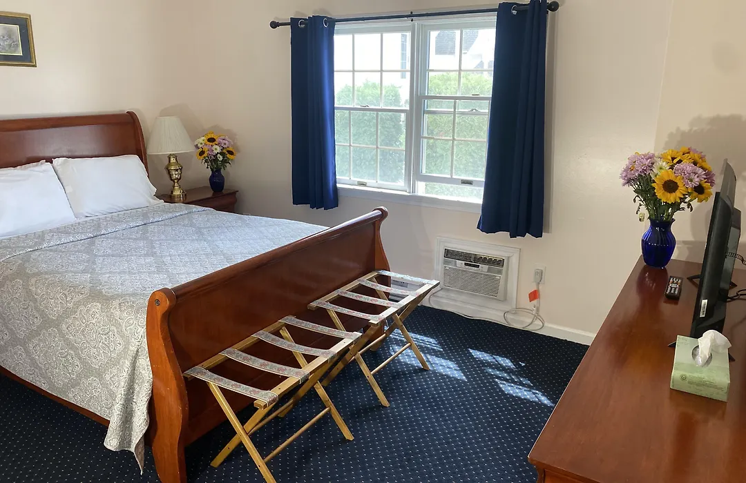 Taber Inn-1